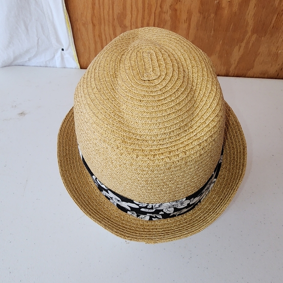 Nine West Beige Hat with Monochrome Floral Band - Picture 3 of 7